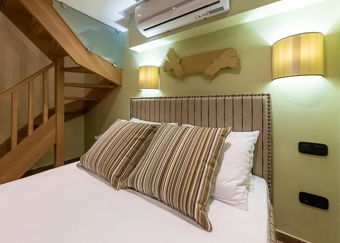 Ipelhome - Plaka Boutique s